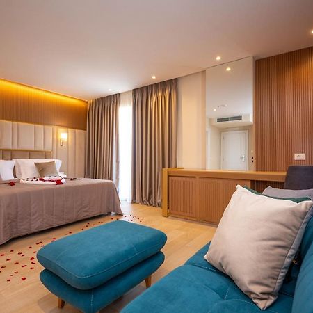 Merar Hotel Golem  Luaran gambar