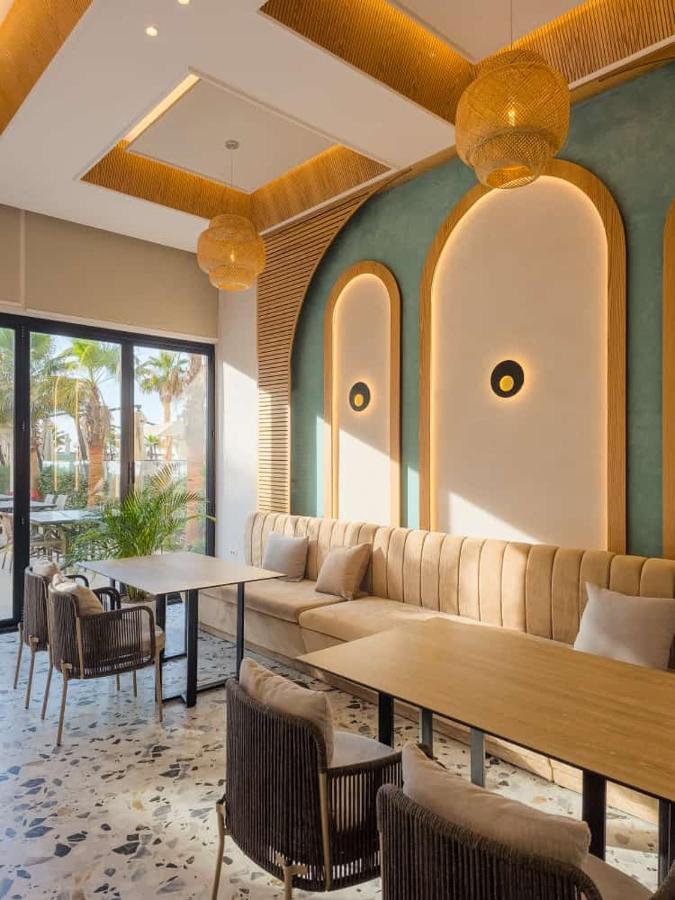 Merar Hotel Golem  Luaran gambar